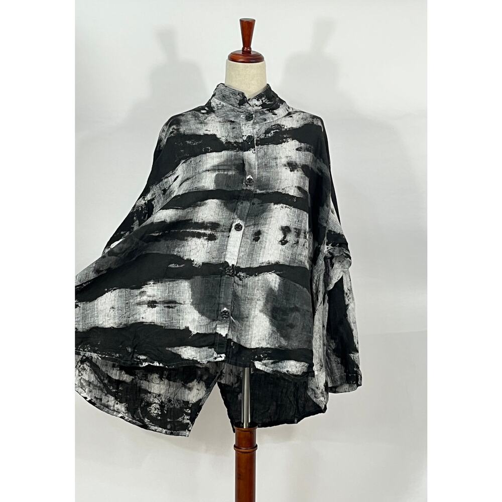 DRESS TO KILL Jane Mohr OS S M L Black Gray Print Shirt Top Tunic